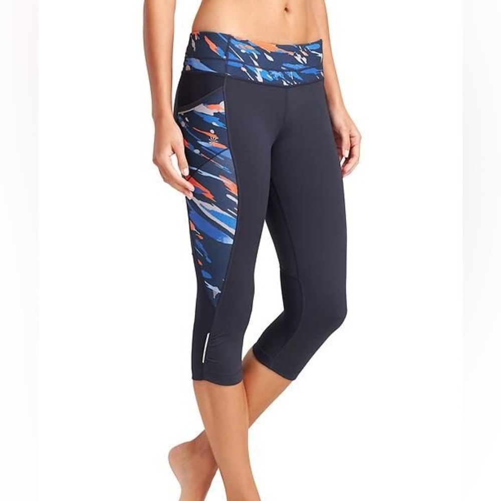 Athleta Women’s Spliced Fire Be Free Knicker Navy Leggings Crop Capris Size S‎